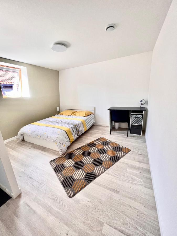 Agreable Maison De Ville Cosy De 122M² + Exterieur Wattrelos Buitenkant foto